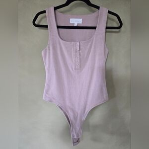 Wild Skye | Elegant Mauve Bodysuit with Button Detail, Size M